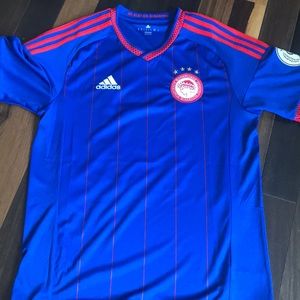 *RARE* Size S Olympiacos 2015 Soccer Jersey